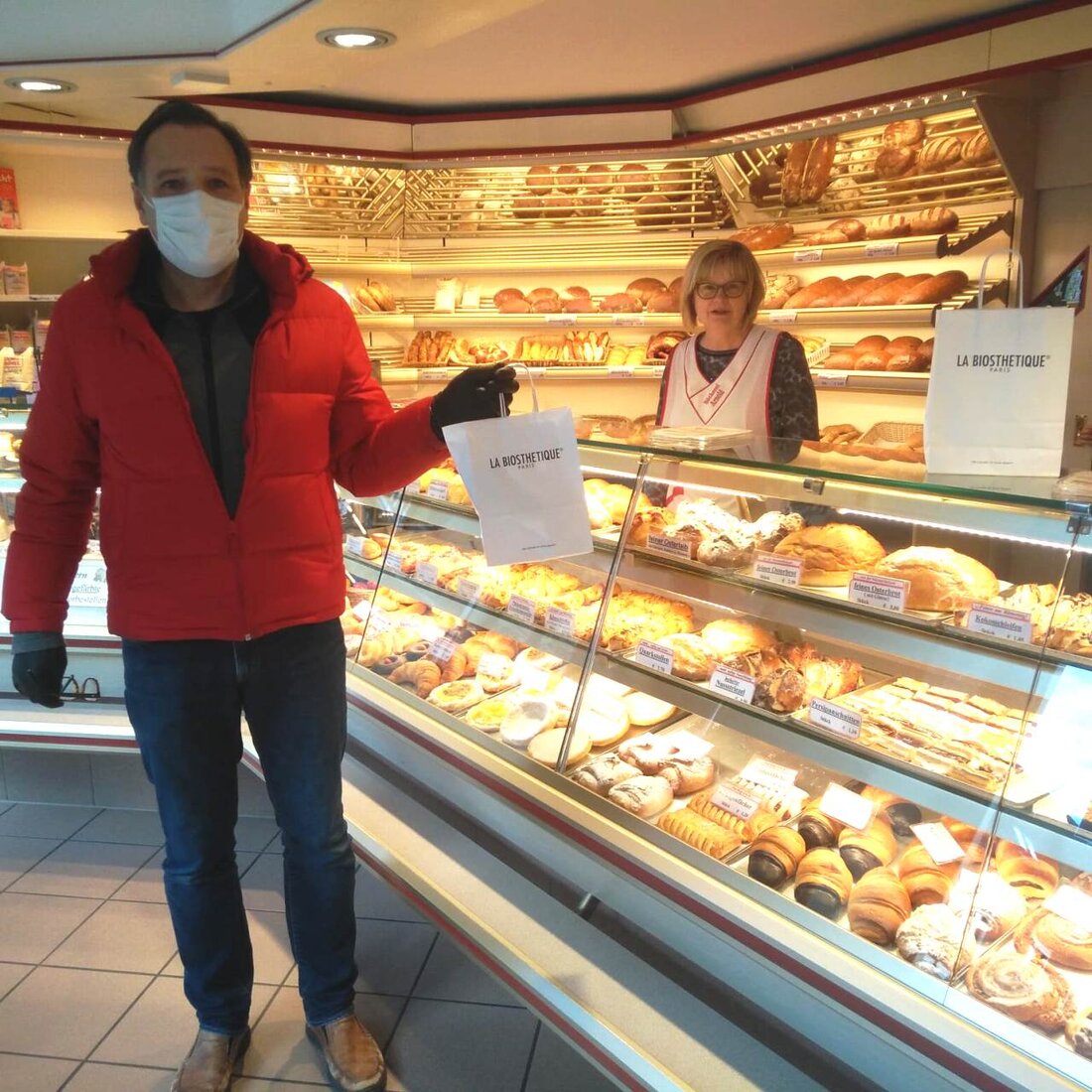 Neustadt/WN. Was haben ein Friseur und eine Bäckerei gemeinsam? Eigentlich nichts – aber in Zeiten von einer bedrohlichen Pandemie ist eben alles ein wenig anders. Lisa Arnold ist Chefin der [&hellip;]