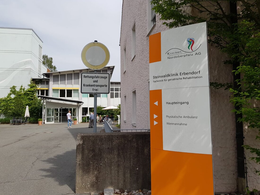 Weiden. Seit drei Wochen kommt der Krisenstab der Kliniken Nordoberpfalz AG täglich zusammen, um auf aktuelle Entwicklungen angepasst reagieren zu können. Dabei wurde auch festgelegt, dass neben dem Krankenhaus Vohenstrauß [&hellip;]