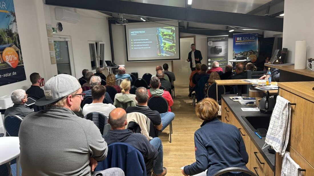 [Advertorial] Parkstein. Mit der eigenen PV-Anlage nicht nur Strom erzeugen, sondern auch heizen, kühlen und Warmwasser bereiten: Wie das in der Praxis funktioniert, zeigt RE Solar beim kostenlosen Infoabend „Heizen & kühlen mit einer PV-Anlage“ am 29. September in Parkstein.