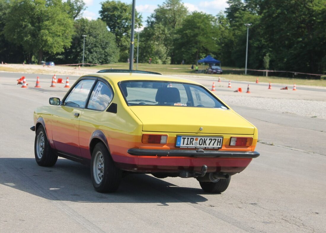 Wiesau/Nürnberg. Motorsportler des MSC Wiesau erzielen Erfolge beim 46. Clubsport-Automobilslalom mit über 100 Teilnehmern, trotz hochsommerlicher Hitze. Sven Seidel und Dominik Schraml gewannen ihre Klassen, während technische Probleme Hans Fachtan ausbremsten.