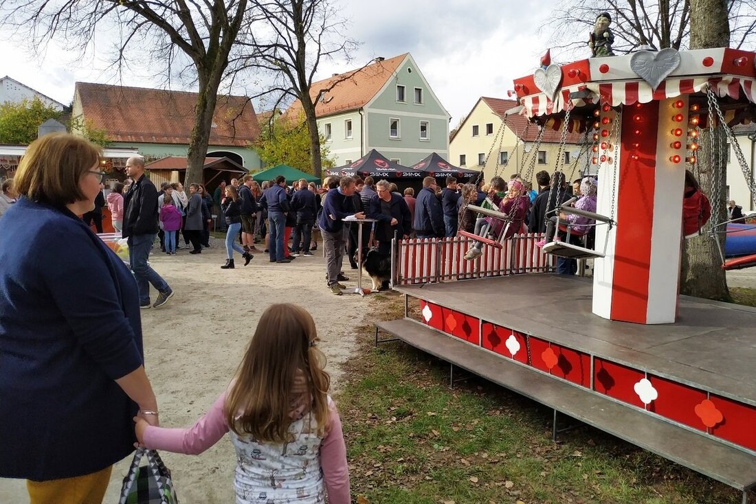 Wildenreuth. Auch 2019 hieß es wieder: „Auf geht`s zur Wildenreuther Kirwa!“ Die Besucher erwartete ein buntes Programm – von Attraktionen über Kulinarik bis Spielwaren war für jeden was dabei. Ab [&hellip;]