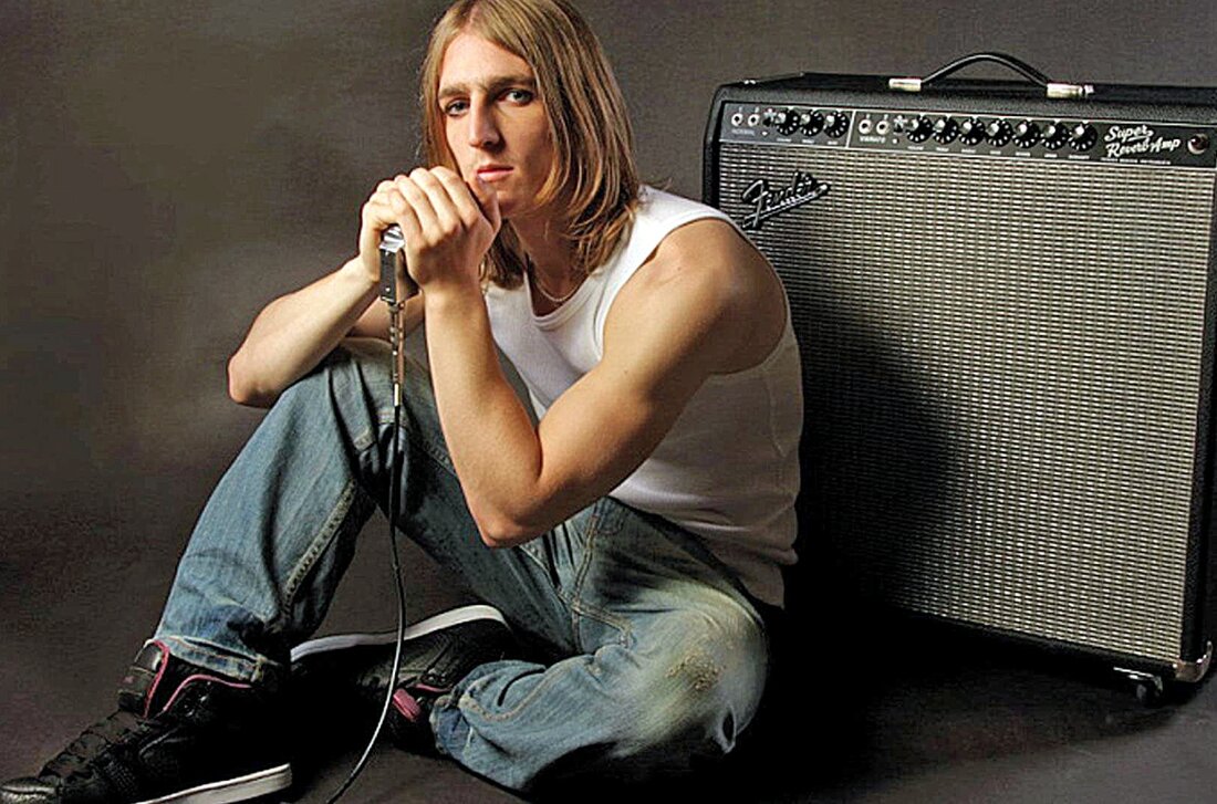 Rothenstadt. Außergewöhnlich und rau – Will Wilde kombiniert seine Leidenschaft für Blues mit seiner Liebe zum Rock. Am Samstag kommt er nach Rothenstadt auf die Saal-Bühne im „Salute“.  Von Stephan Landgraf Will [&hellip;]