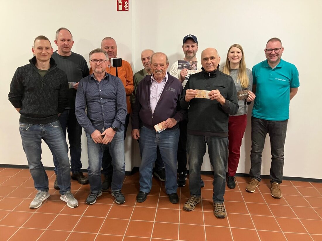 Pressath. Willi Uschold gewinnt mit 101 Punkten als souveräner Sieger den Alfons-Walberer-Gedächtnispreisschafkopf, an dem 23 Herren und eine Dame teilnahmen.  