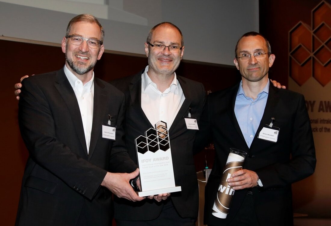 Parkstein. Große Ehre für Witron: Bei der Logistik-Weltleitmesse CEMAT bekam das Parksteiner Familienunternehmen den renommierten IFOY-Award!  Den Preis bekam Witron in der Kategorie „Integrated Warehouse Solutions“, das als die „Königsklasse“ [&hellip;]