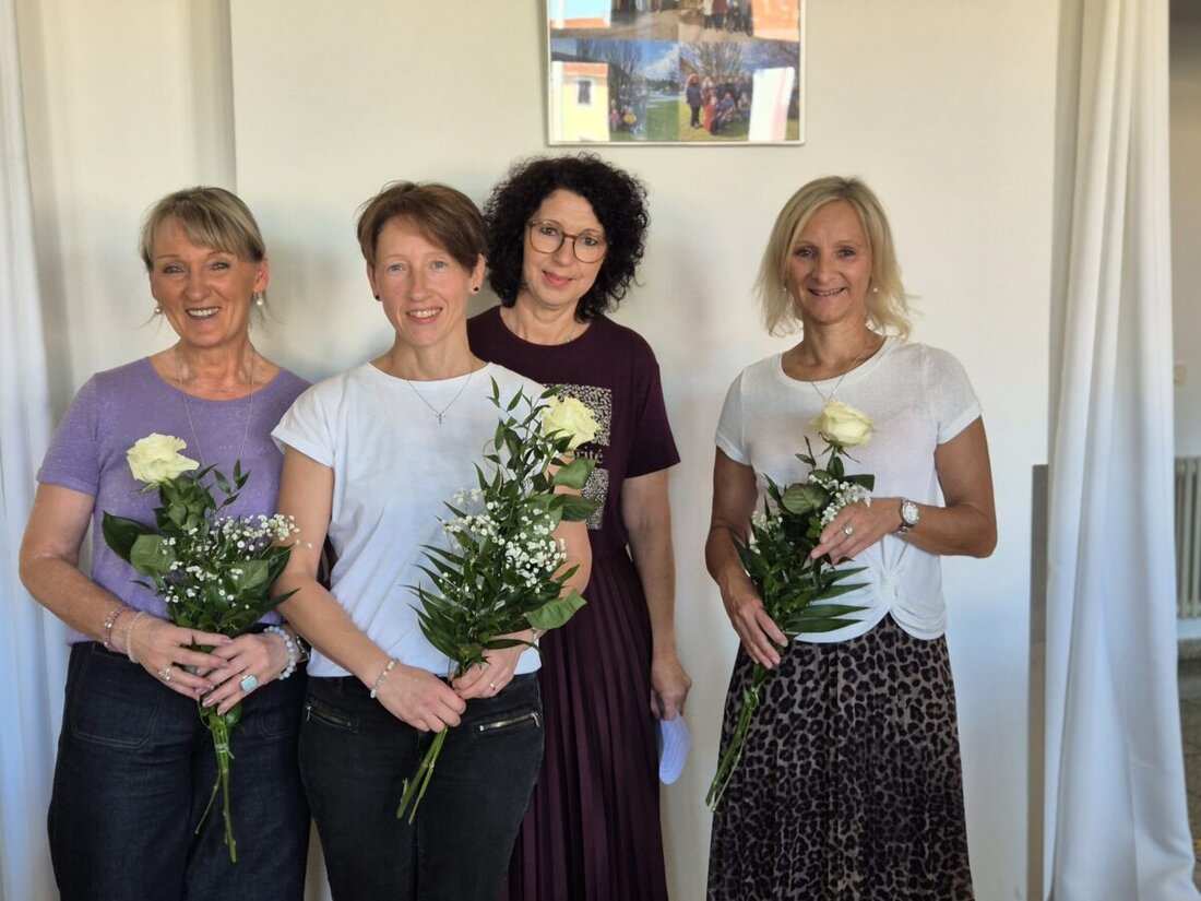 Maxhütte-Haidhof.
Das Witwen- und Witwercafé fand zum zweiten Mal in Kooperation mit dem Hospizdienst statt und der nächste Termin ist am 16. November 2025, 15 Uhr, im evangelischen Gemeindehaus.