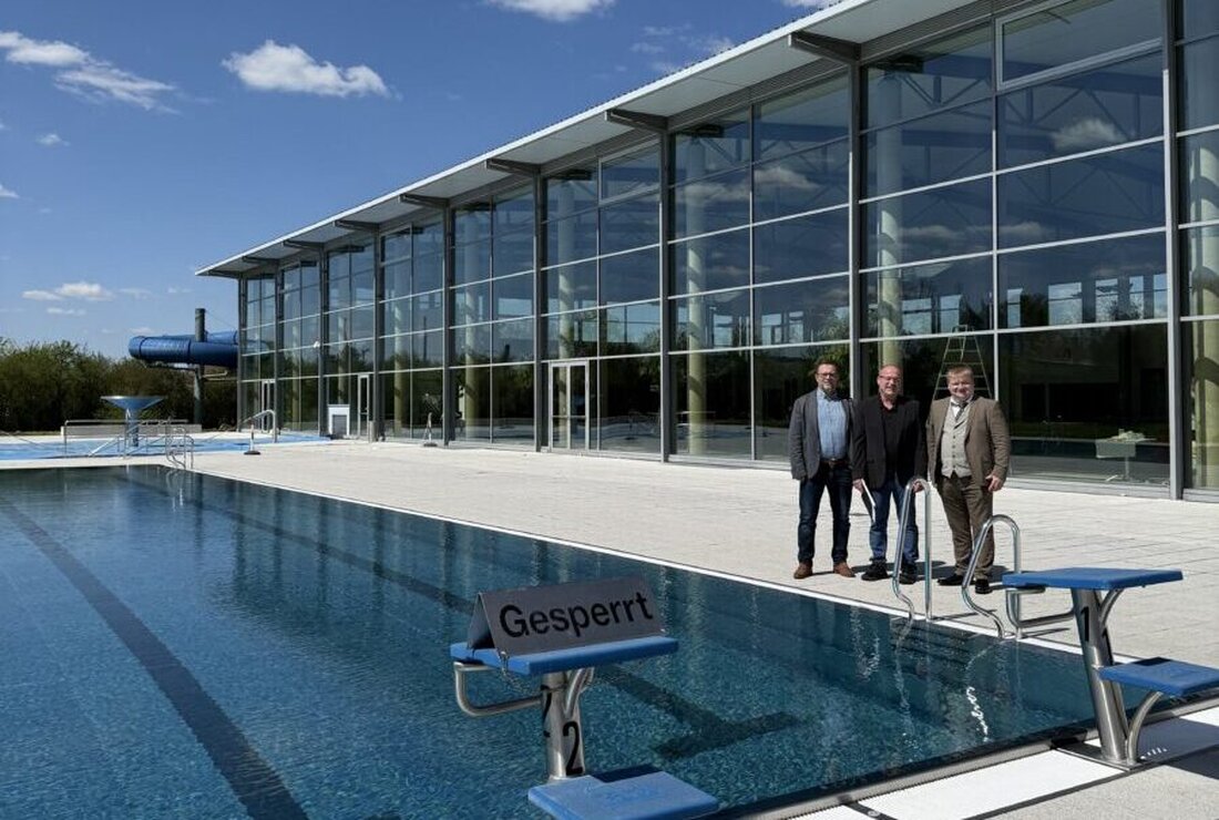 Burglengenfeld. Nach zweiwöchiger Revision öffnet das Wohlfühlbad Bulmare am Samstag wieder und startet in die Sommersaison. Diese läuft vom 9. Mai bis 14. September 2026; Tickets gibt es ab 1. Mai, die Preise bleiben stabil.