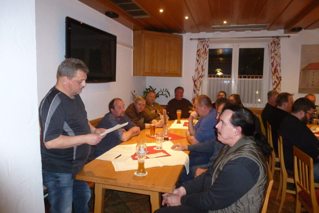 Kaltenbrunn. Im Kaltenbrunner Revier herrscht Unzufriedenheit bei den Jagdpächtern, und die Gründe dafür liegen in der Natur: Die Wolfspopulation hat zugenommen, was zu einem deutlichen Rückgang von Reh- und Rotwild geführt hat. 