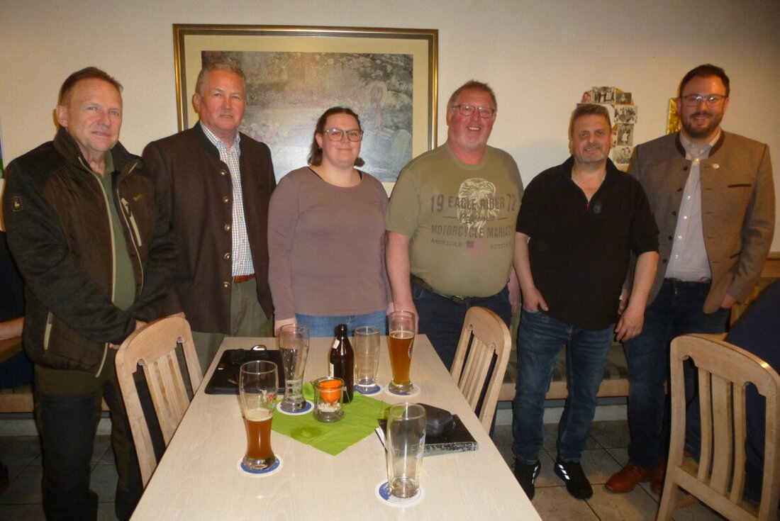 Kaltenbrunn. Bei der Jahreshauptversammlung der Jagdgenossenschaft am 19. März prägt der Wolf die Debatte: Rehwildrisse nehmen zu, der Abschussplan wankt. Zudem gibt es Auszahlungen von drei Euro je Hektar und Wechsel.