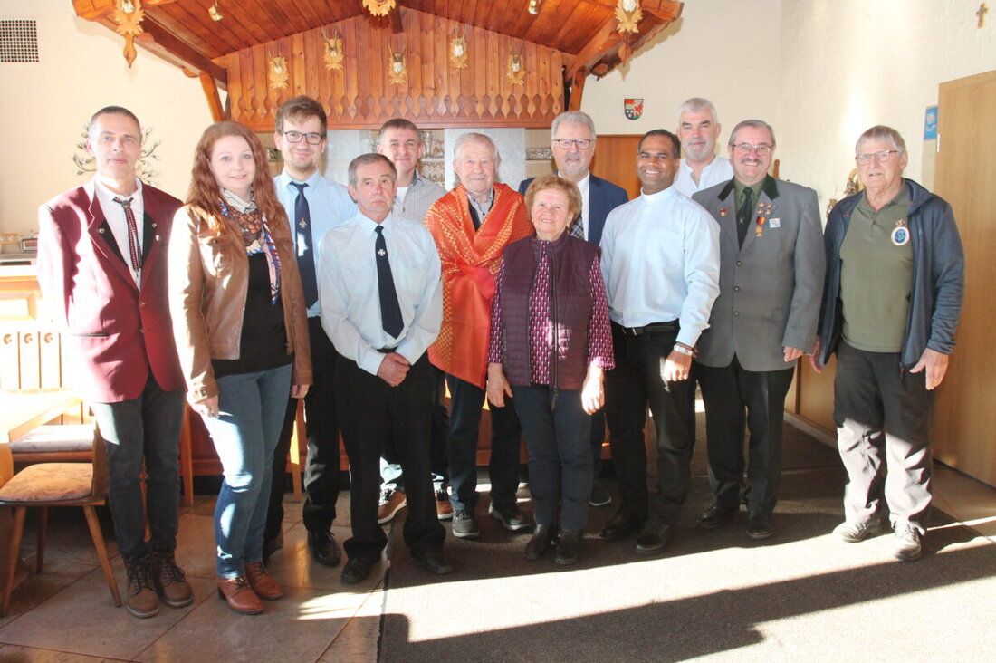 Georgenberg. Ludwig Herrmann feiert seinen 85. Geburtstag und blickt auf 36 Jahre im Gemeinderat zurück, darunter als zweiter Bürgermeister und CSU-Sprecher. Weggefährten würdigen sein Wirken für Vereine, Kirche und die Gemeinde.