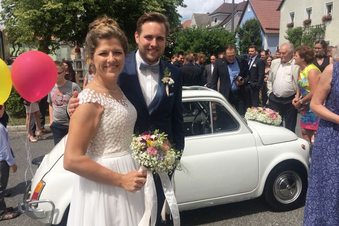 Weiden/Luhe-Wildenau/Kaltenbrunn. Die Hochzeitssaison 2018 ist in vollem Gange. Sechs nordoberpfälzer Paare sind frisch unter der Haube. Herzlichen Glückwunsch!  Unsere Brautpaare der Woche: 02.06.2018 Yvonne Sengenberger und Stefan Fichtl, Weiden 02.06.2018 [&hellip;]