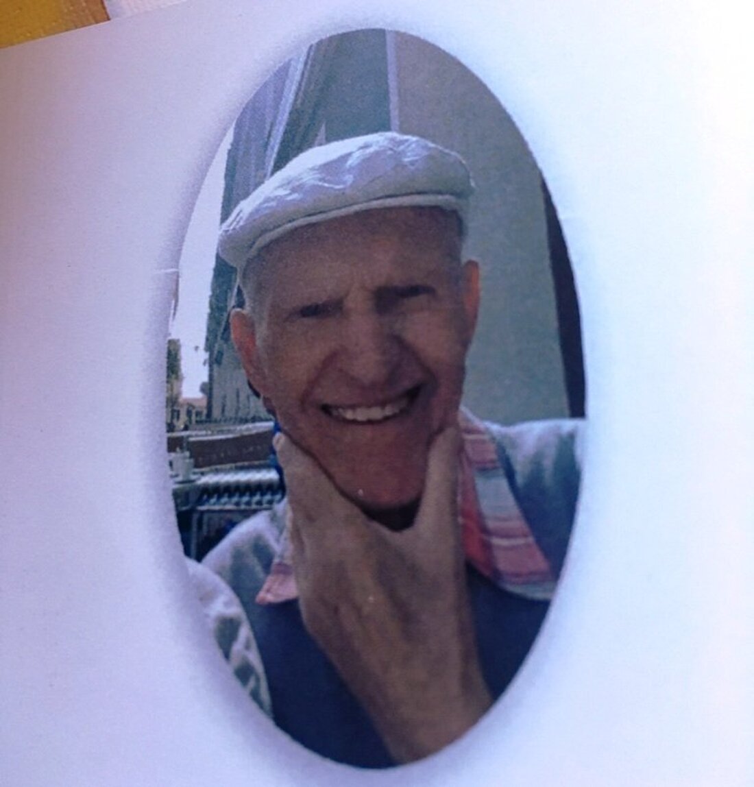 Leuchtenberg. Im Alter von 82 Jahren verstarb Stuckateurmeister Helmut Zanner aus Leuchtenberg. Eine große Trauergesellschaft nahm auf dem Friedhof Abschied.  Von Sieglinde Schärtl  Helmut Zanner wurde am 15. Juni 1936 [&hellip;]