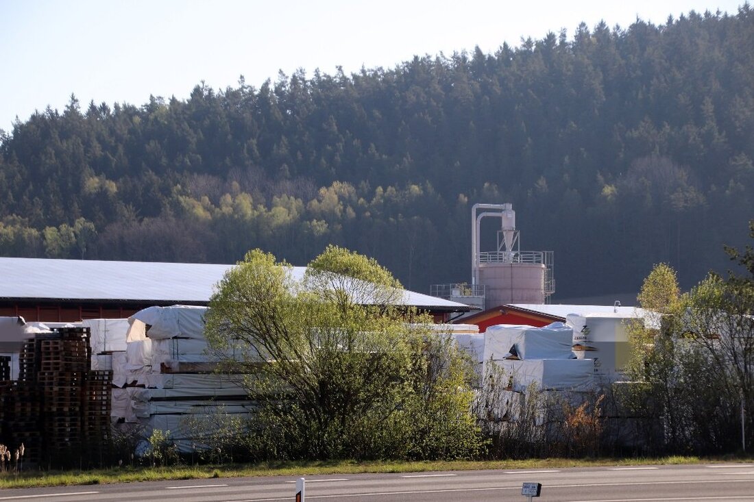 Pressath. Erst vor Kurzem verkündete die Ziegler Group in Plößberg einen neuen Betrieb zur Fertigung von Fertighäusern aufbauen und rund 220 Millionen mobilisieren zu wollen. Jetzt wurde bekannt, dass auch [&hellip;]
