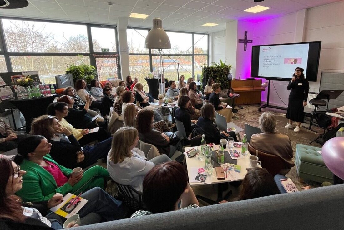 Kemnath. Der zweite Magic Ladys Power Day im Coworking war ausverkauft und bot starke Impulse von vier Referentinnen zu Finanzen, Wechseljahren, Körperenergie und Sichtbarkeit. Der nächste Termin ist am 5. März 2027, wieder in Kemnath.