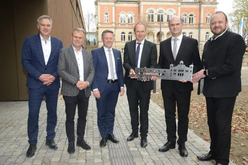 60 neue Arbeitsplätze in der Stützelvilla in Windischeschenbach