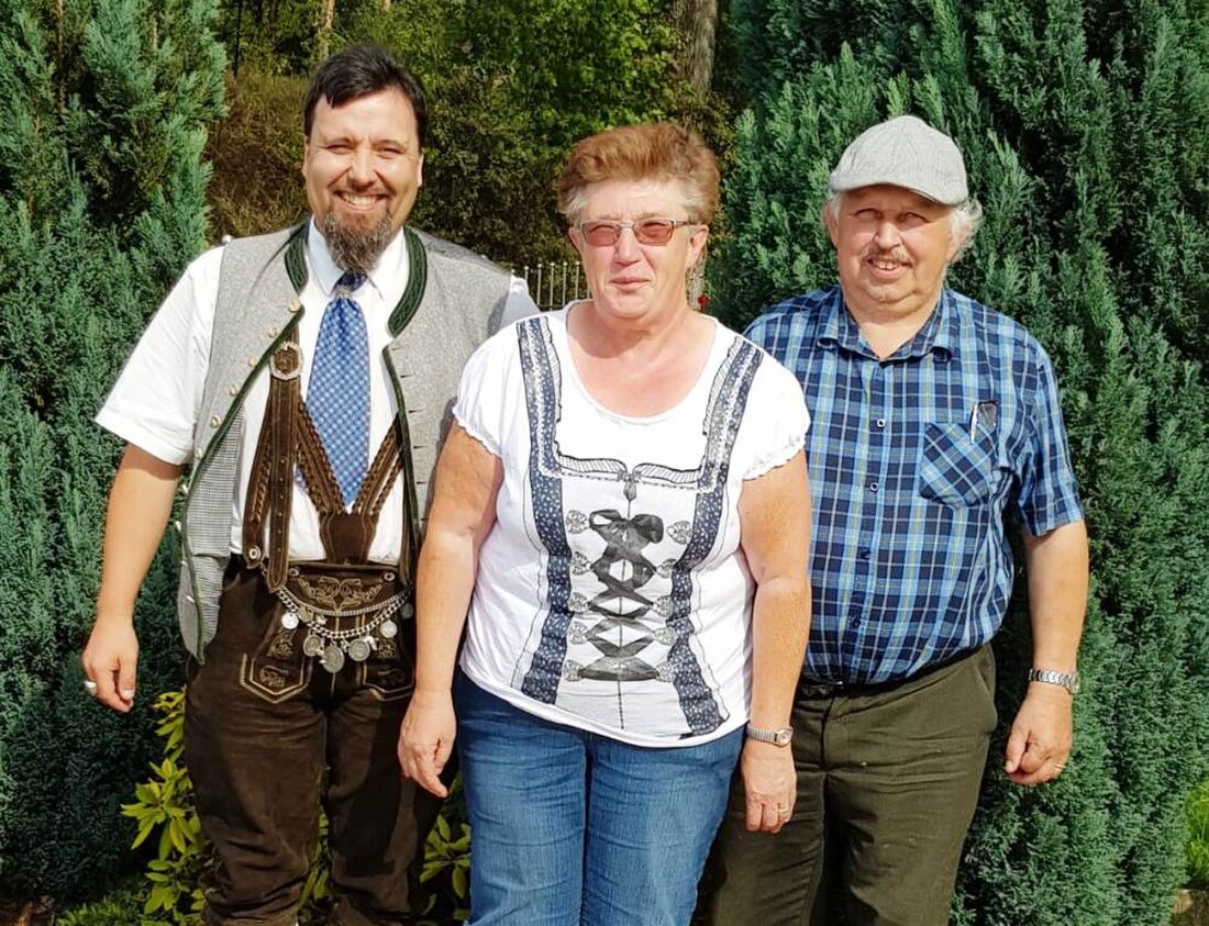 Trabitz. In der Gemeinde Trabitz gründeten Mitglieder jetzt den Ortsverband Trabitz der Bayernpartei. Viele interessierte Mitbürger waren bei dieser Gründung in der Geschäftsstelle der Bayernpartei Oberpfalz im Ortsteil Zessau vertreten. [&hellip;]