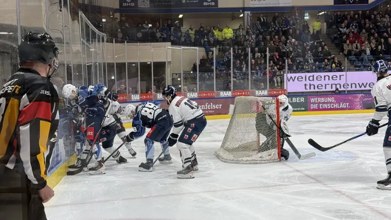 Huskies gewinnen klar gegen Blue Devils