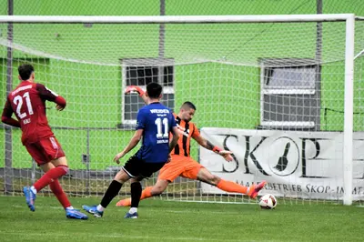 Bayernliga Nord: schwarzer Abend für die SpVgg SV Weiden - Kornburg zerlegt Gastgeber