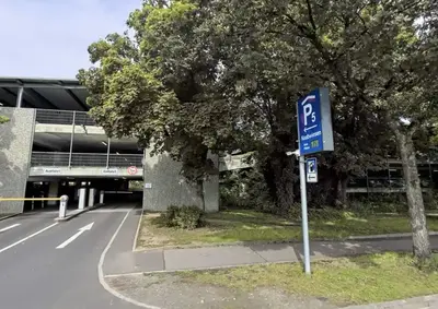 Praktisch: Parken ohne Ticket - Naabwiesen-Parkhaus stellt auf Kennzeichenerfassung um