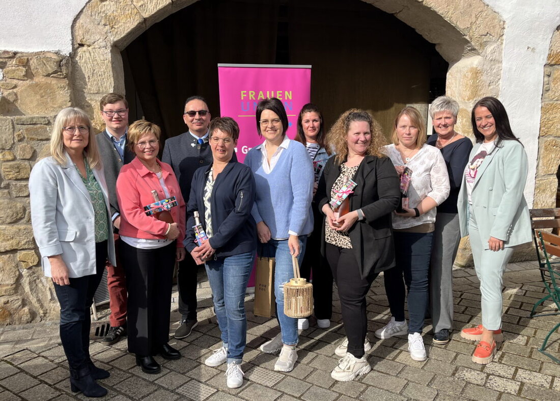 Grafenwöhr. Die Frauenunion hat neu gewählt, Susanne Schnabel wurde im Amt der Vorsitzenden bestätigt. Berichte, Ehrungen und ein Vortrag von Tanja Renner zur Künstlichen Intelligenz standen auf der Tagesordnung der Versammlung in der Zoiglstube Adler.