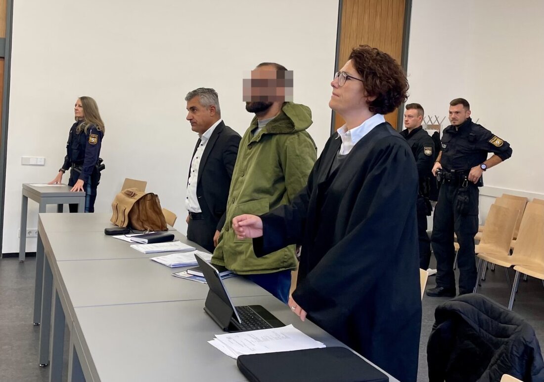 Weiden. Vor dem Landgericht Weiden muss sich seit Mittwoch ein 36-Jähriger verantworten. Der syrische Staatsangehörige war Teil eines europaweit agierenden Schleusernetzwerks. 