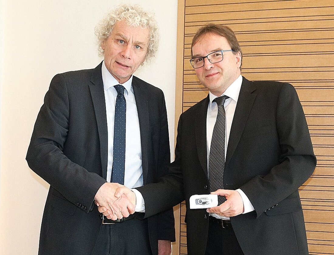 Tirschenreuth. Landrat Wolfgang Lippert durfte vor kurzem den neuen „Vize“ der Regierung der Oberpfalz bei sich im Amt begrüßen. Gesprochen wurde unter anderem über Wirtschaft, Tourismus und das Land der [&hellip;]