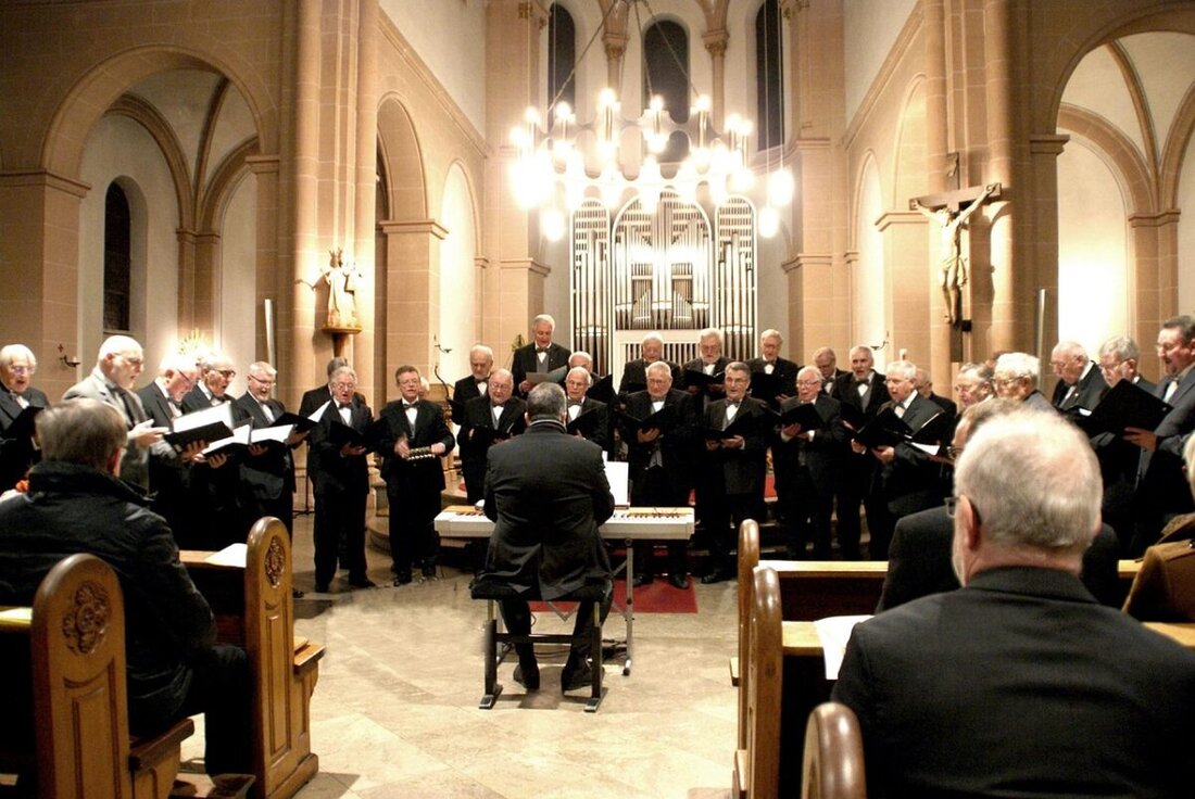Schirmitz. Am Sonntag, 22. März, singt das Vokalensemble Hubert Velten mit ehemaligen Regensburger Domspatzen um 14 Uhr in der Pfarrkirche Maria Geburt ein Passionssingen. Der Eintritt ist frei, Spenden sind willkommen.