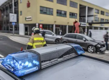 Überholmanöver endet in Unfall -  20.000 Euro Schaden