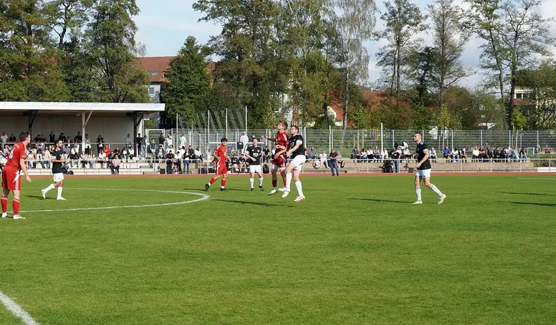 Kreisklasse West: Rasantes Spitzenspiel in Kemnath