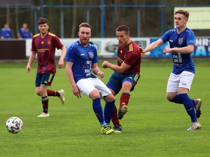 Bezirksliga Nord: Spitzenduo FC Amberg und SV Hahnbach setzt sich ab