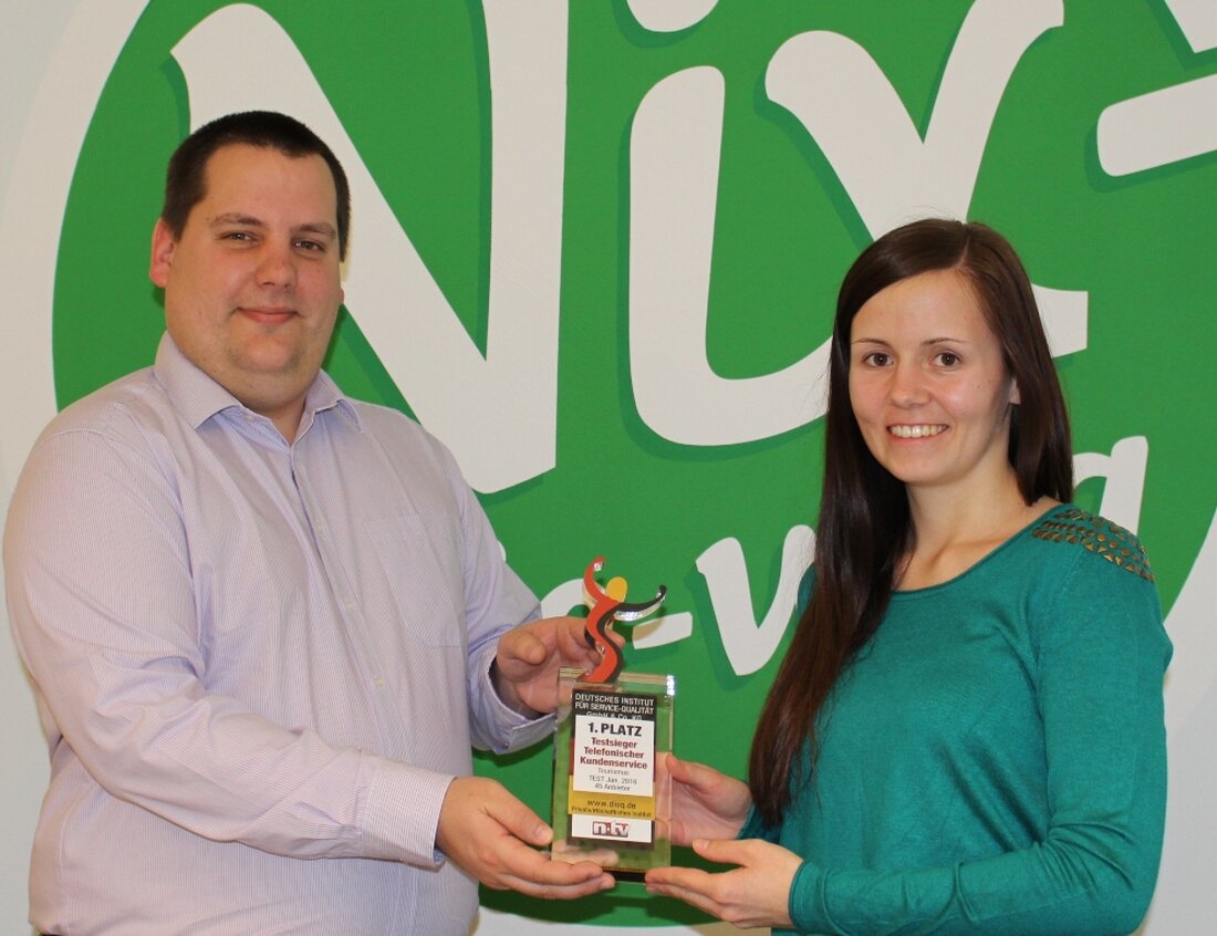 Parkstein. Das Parksteiner Online-Reisebüro Nix-wie-weg.de ist Testsieger bei n-tv mit dem besten telefonischen Kundenservice. Im Januar wurden dazu 45 Anbieter aus der gesamten deutschen Tourismusbranche getestet.&nbsp; Nix-wie-weg.de belegt dabei den [&hellip;]