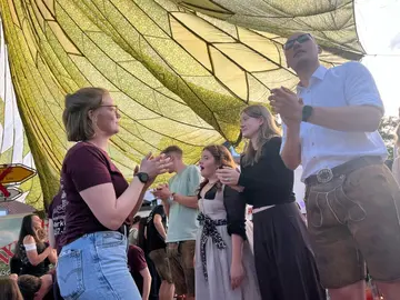 Bürgerfest begeistert in Mantel mit rund 2.000 Gästen