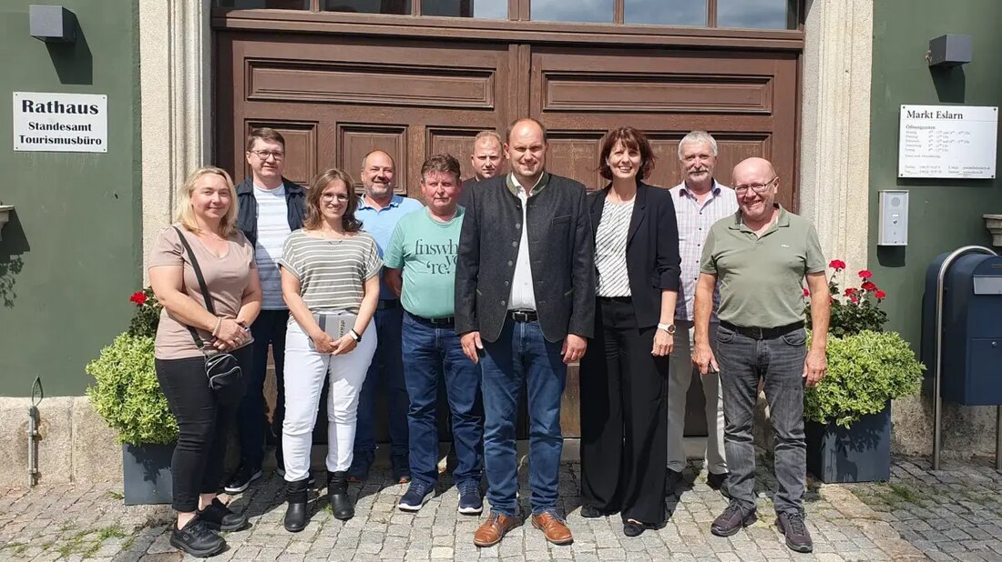 Eslarn. Der Markt treibt die Kommunale Wärmeplanung voran: Bei der ersten Akteursbeteiligung bündelten Politik, Verwaltung, Unternehmen und Versorger ihre Expertise für eine sichere, bezahlbare und erneuerbare Wärmeversorgung.