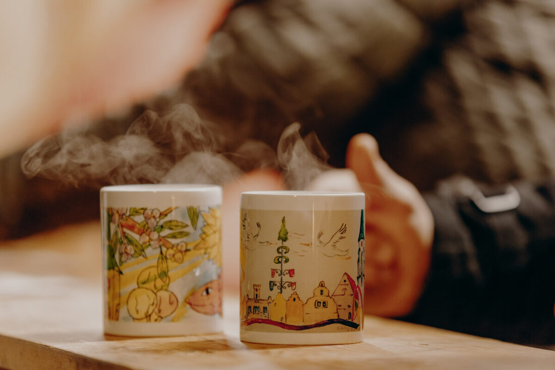 Kemnath. Die Stadt startet den Malwettbewerb für die vierte und letzte Sammeltasse der Serie. Unter dem Motto „Winter in Kemnath“ können Kinder und Erwachsene Motive einreichen. Einsendeschluss ist der 20. September 2026.