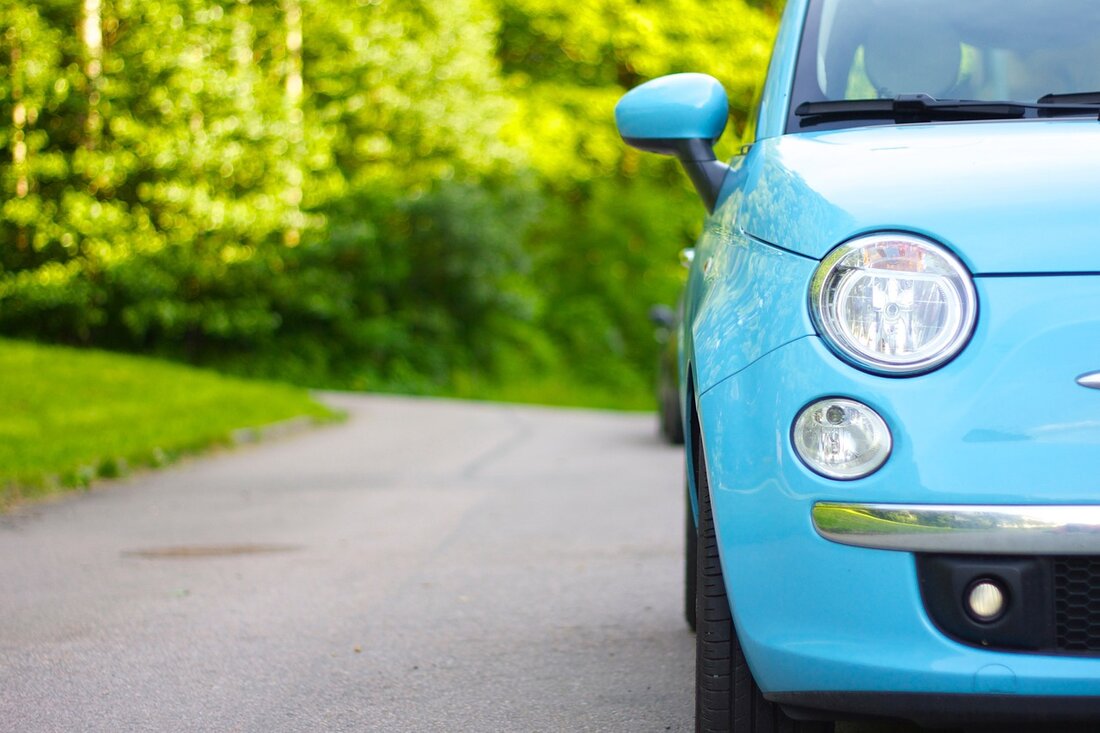 Kemnath. Ein Unbekannter versuchte einen Fiat 500 aufzuhebeln. Er hatte wohl nicht mit einem jungen Mann gerechnet, der gerade zu diesem Zeitpunkt nach Hause ging. Die Polizei hofft nun weitere [&hellip;]