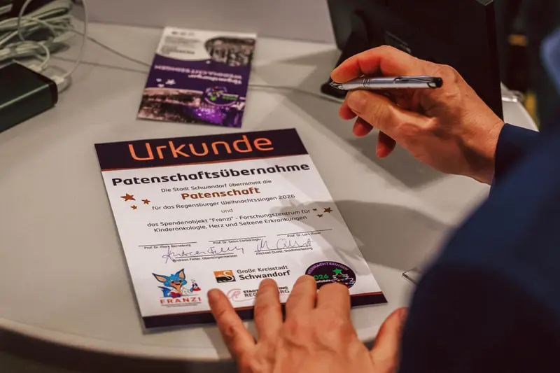 Patenschaft für Regensburger Weihnachtssingen geht an Schwandorf