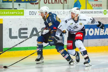 Dominic Boháč verlängert bei den Blue Devils Weiden