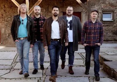 Premiere: Coasters & The Commitment Brothers and Sisters in Windischeschenbach