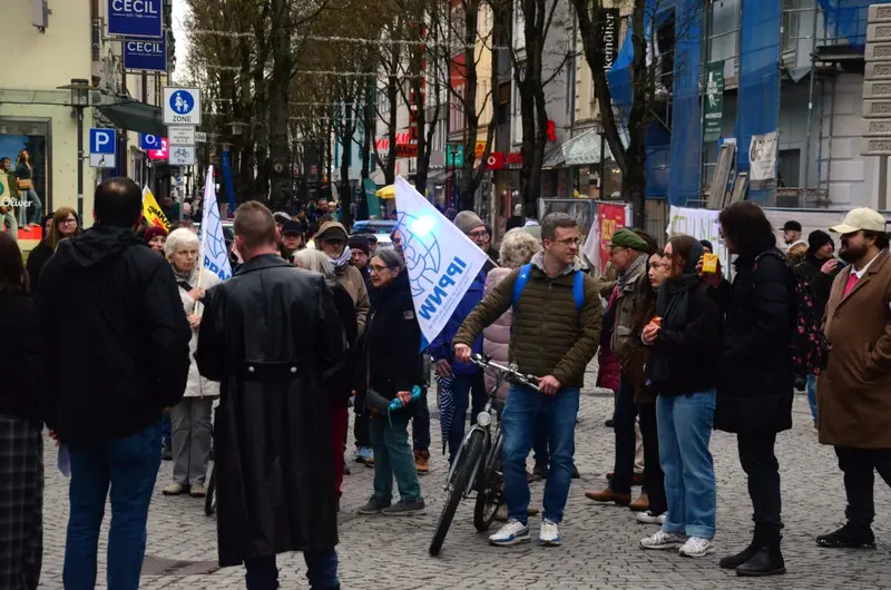 Ostermarsch in Weiden: 50 Teilnehmer fordern Frieden und Abrüstung