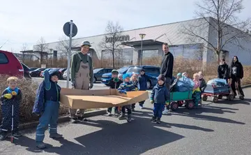 Waldkindergarten sammelt Müll für sauberes Amberg