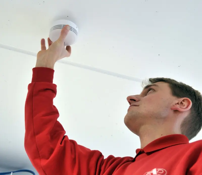 EAD Dirnberger sucht Kundendiensttechniker und garantiert einen sicheren Arbeitsplatz