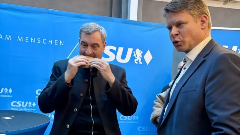 "Auf a Leberkässemmel" mit Markus Söder: Blitzauftritt für CSU-Kandidat Benjamin Zeitler