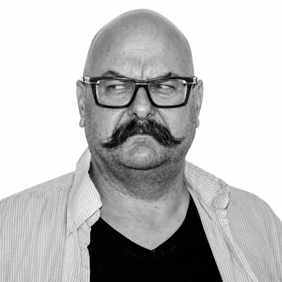 Bockboanig [ˈbɔkbaɪ̯nɪç]: Neid, Angst und ganz viel MiMiMi – die deutsche Dreifaltigkeit