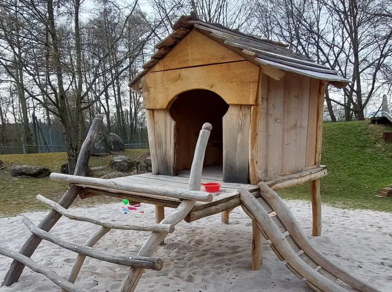 Spielplatz "Am Teichweg" in Amberg sorgt für Diskussionen