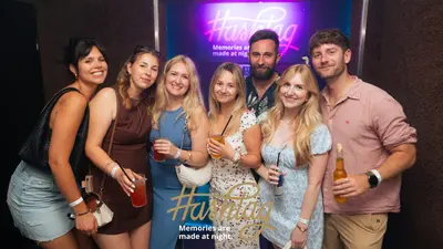 Hashtag Weiden verabschiedet den Freitag in die Sommerpause
