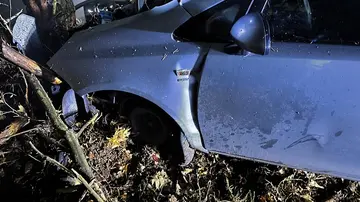 Unfall im Josephstal: Opel prallt gegen Bäume