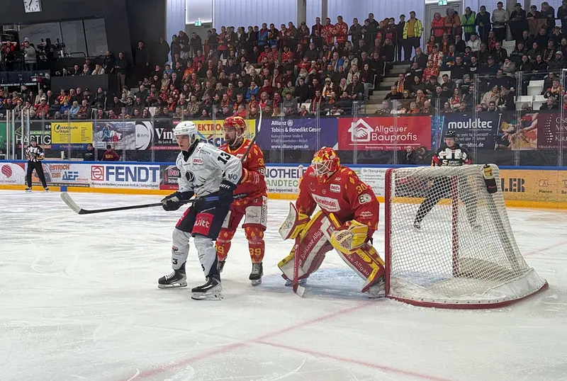 Die Blue Devils verlieren nach 84 Minuten in Kaufbeuren