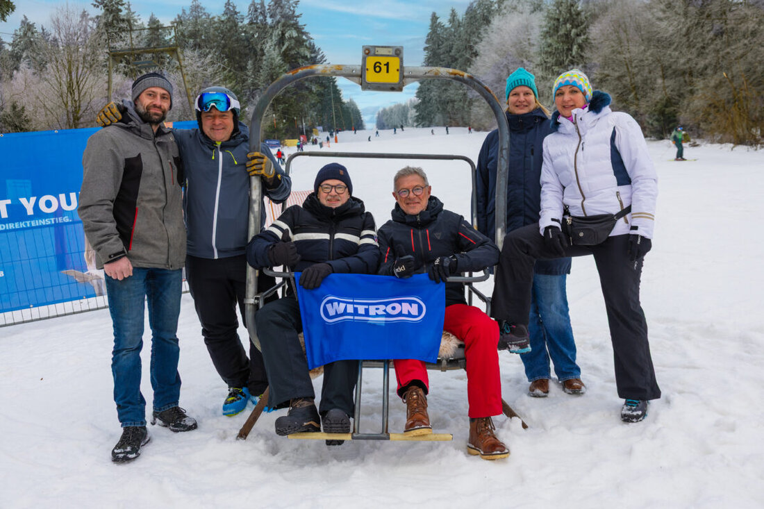 Waldthurn. Die Region rund um den Fahrenberg ist ein beliebtes Ziel für Wintersportler, Familien und Naturfreunde. Damit dieses Freizeitangebot auch in Zukunft erhalten bleibt, unterstützt WITRON ein Projekt, das den langfristigen Betrieb der Freizeit- und Sportanlage sichert.
