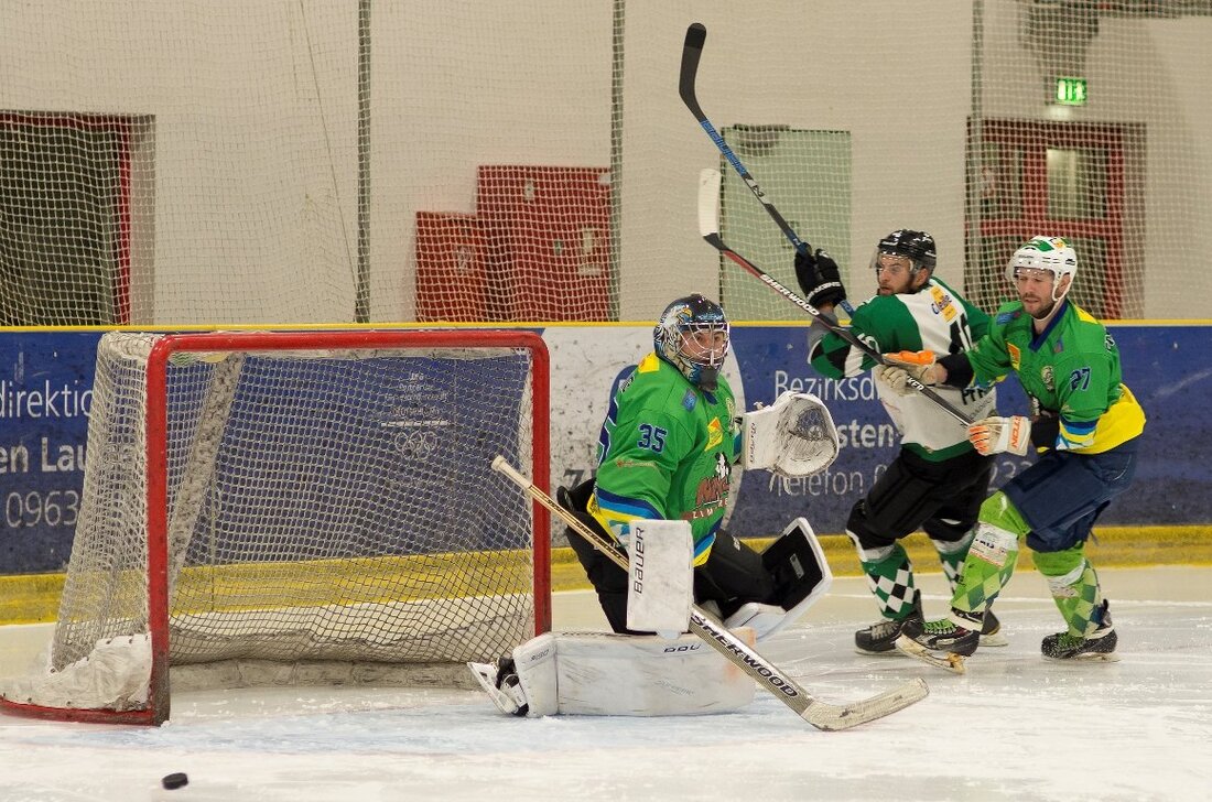 Mitterteich. Ganz gereicht hat es dieses Mal für den EHC Mitterteich nicht. Dafür konnten sie in dieser Saison einen neuen Rekord aufstellen. Insgesamt 135 Zuschauer feuerten die Spieler an. Von [&hellip;]