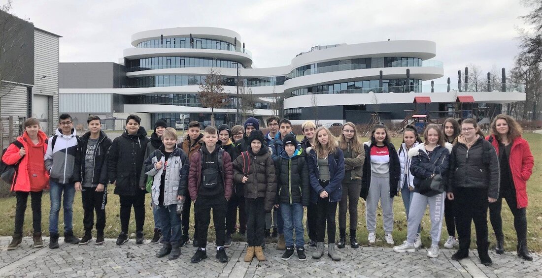 Grafenwöhr. Die Schülerinnen und Schüler der 7. Klasse der Mittelschule Grafenwöhr schlossen die erste Woche der Berufsorientierung in Kooperation mit dem ÜBZO Weiherhammer ab. Von Renate Gradl Nach zwei Tagen [&hellip;]