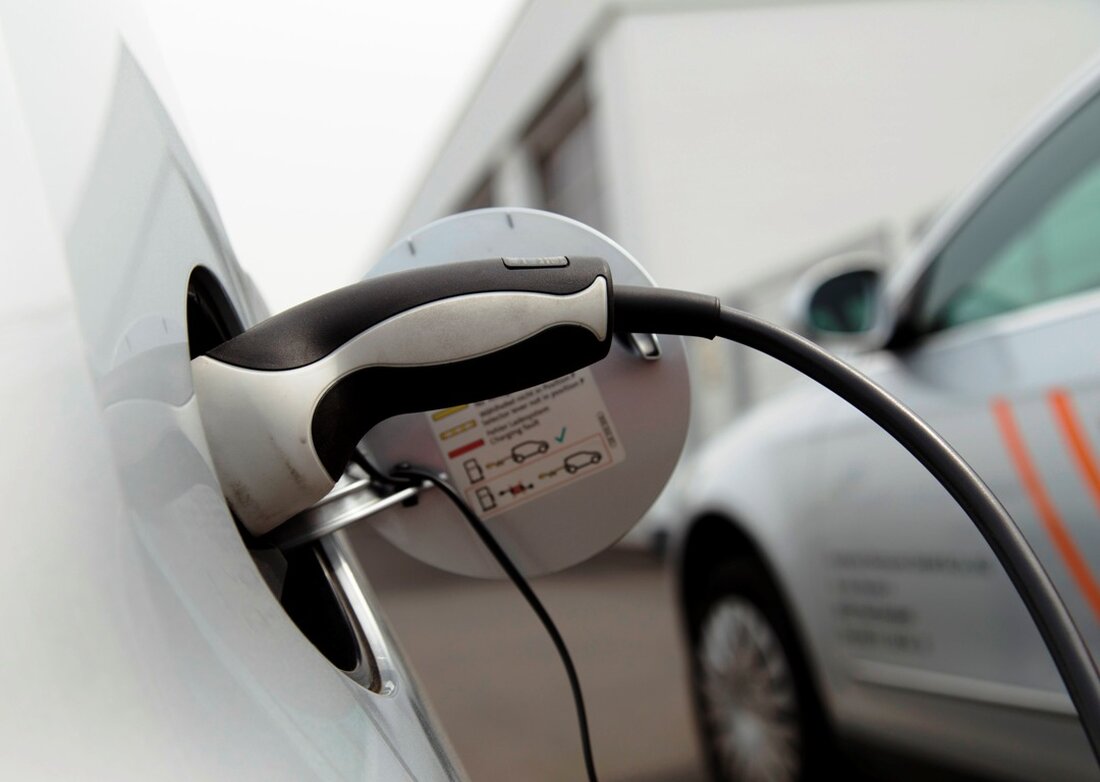 Neustadt/WN. Der Landkreis Neustadt/WN möchte seinen Beitrag zur Mobilitätswende liefern und so den Verkehr im Landkreis mit seinen 38 Kommunen klima- und umweltverträglicher gestalten. Mit einem speziell auf den Landkreis Neustadt/WN [&hellip;]